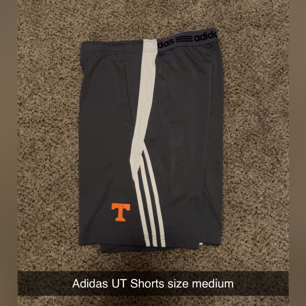 Tennessee Vols Adidas Shorts Size Medium